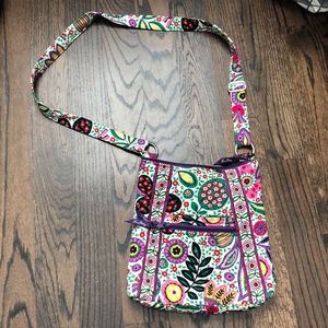 NWOT Vera Bradley “Iconic Hipster” Cross Body Bag
